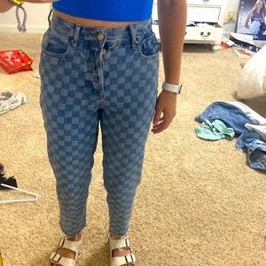 PACSUN SIZE 25 CHECKERED HIGH-RISE STRAIGHT LEG JEANS.